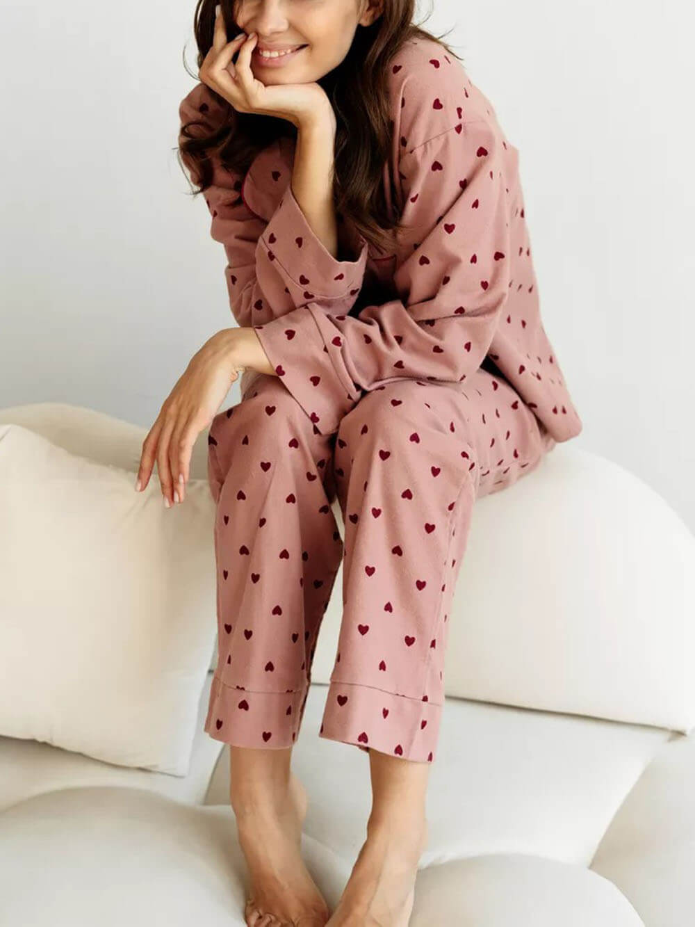 Conjunto de pijama francês de lapela com padrão de coração