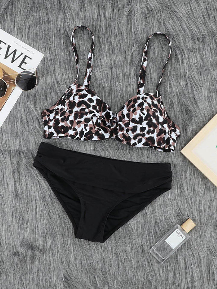 Conjunto de dos piezas de bikini con estampado de leopardo a rayas de colores push up