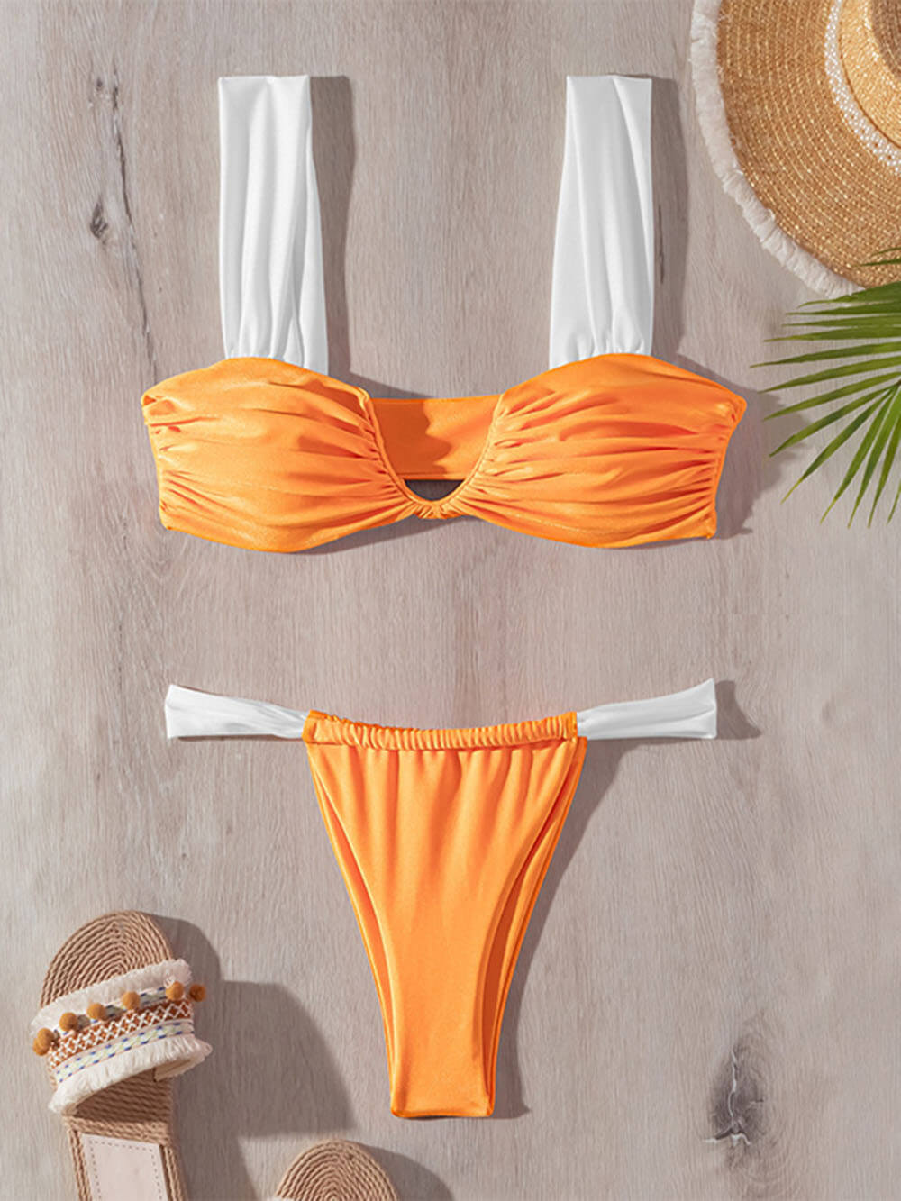 Conjunto de bikini con tiras en bloques de color