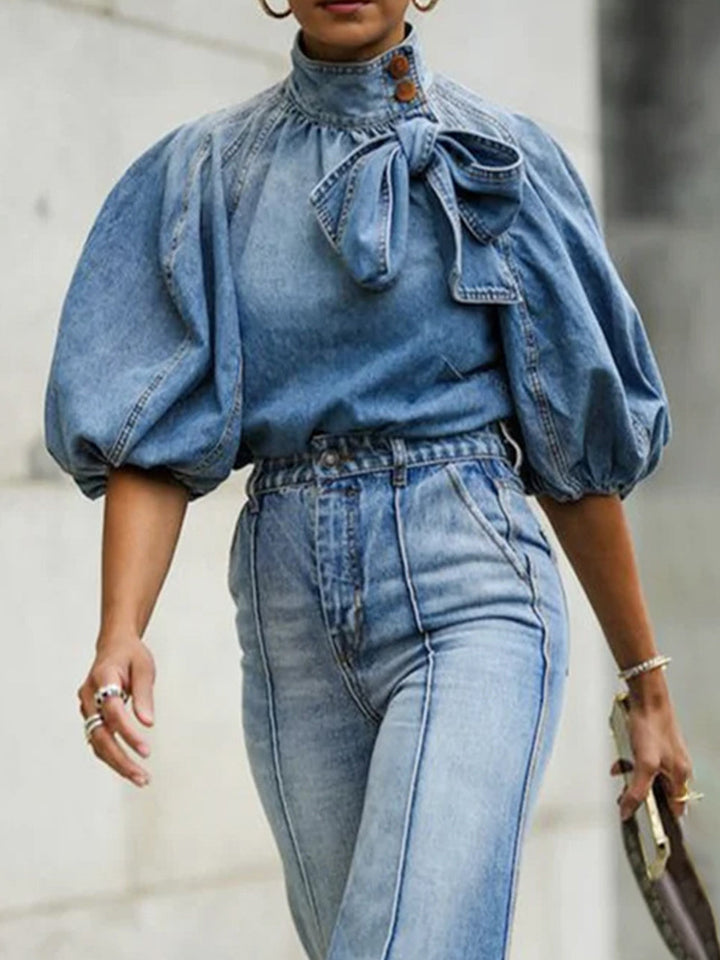 Camicia corta in denim con maniche a sbuffo larghe