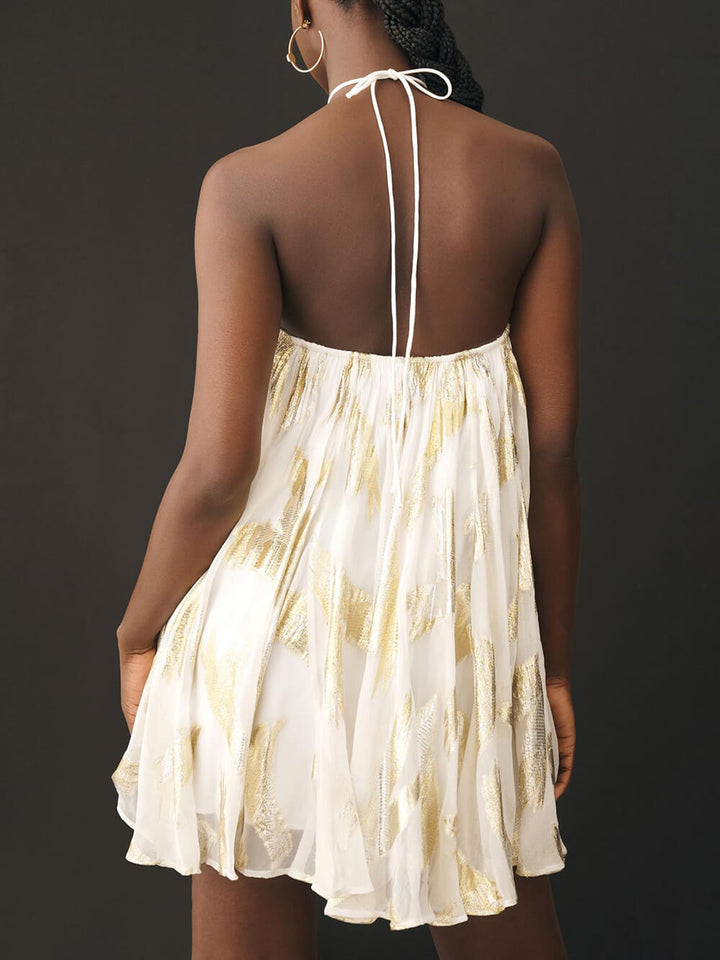 Mini vestido de lantejoulas pendurado no pescoço com estampa halter