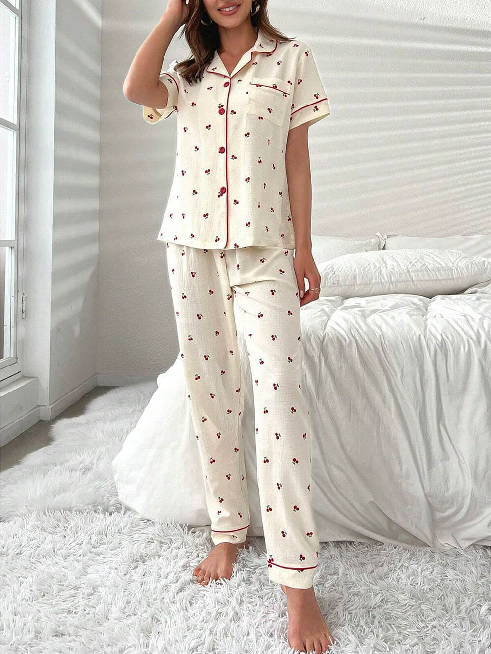 Kiraz Desenli Kontrast Biyeli Bluz ve Pantolon Pijama Takımı