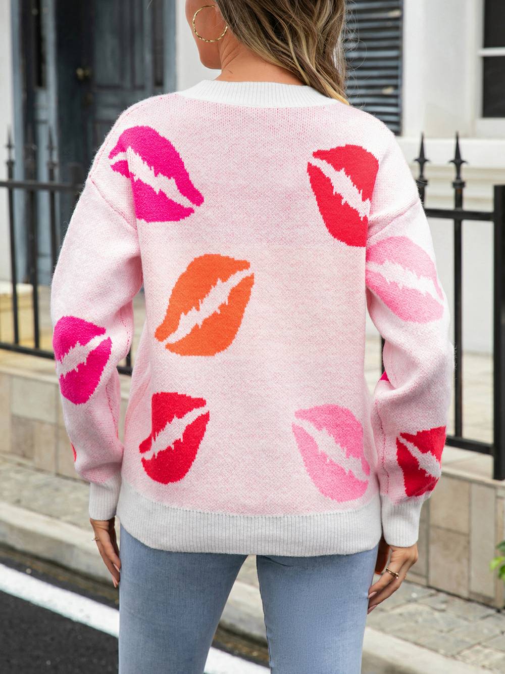 Lips of Love V-Neck Knit Pullover Pullover