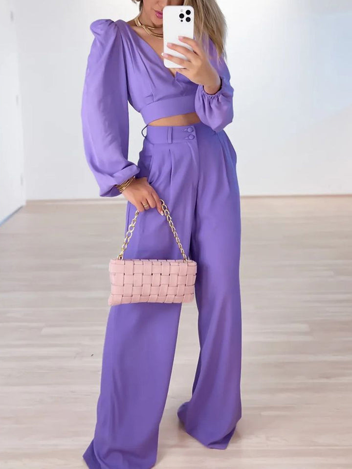 Plunge Neck Top Lavendel Hosen Set