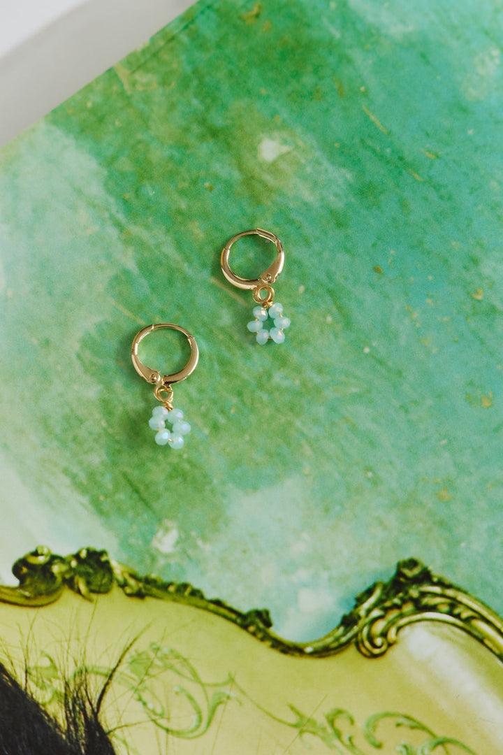 Boucles d'oreilles Daisy Sweet plaquées or 14 carats bleu clair