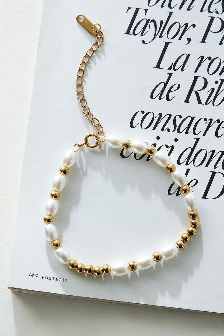 Bracciale con perle lavate di mare placcate in oro 18k. Oro