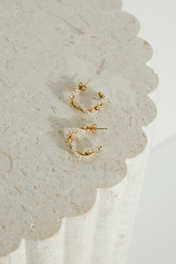 18k guldpläterade exotiska pärlörhängen guld