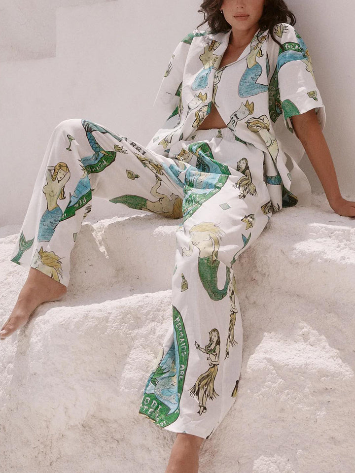 Zweiteiliges Set aus Kurzarmhemd mit Meerjungfrauen-Print und Hose mit weitem Bein