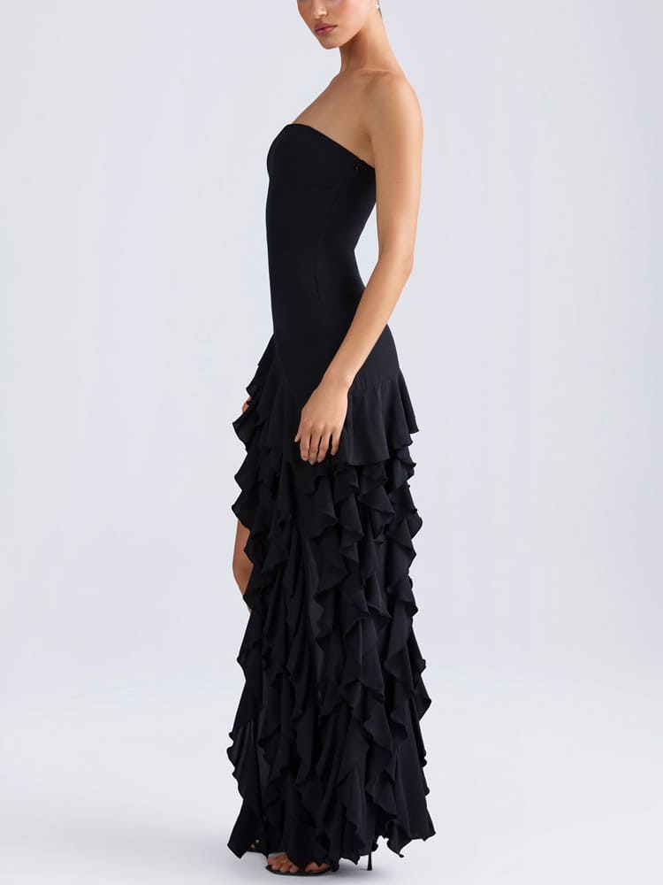 Trägerloses Kleid mit Rüschenbesatz in Schwarz