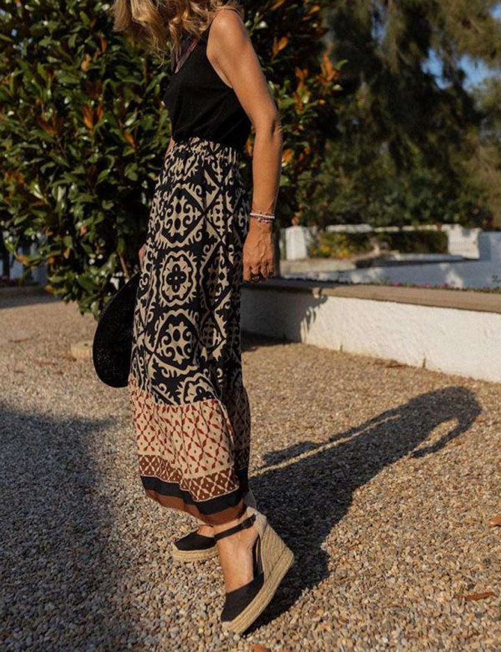 Baroque Tribal Print Boho Maxi Skirt In Black