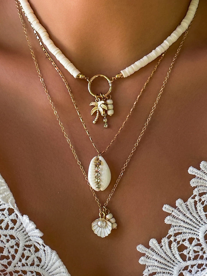 Mehrschichtige Halskette mit Muschel- und Sonnenblumen-Anhänger