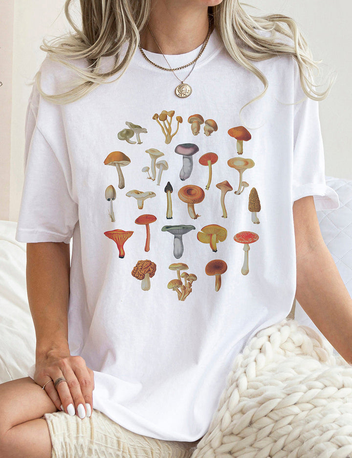 Camiseta básica cogumelo Goblincore